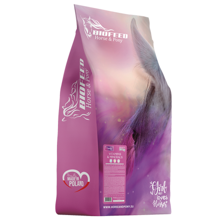 ZESTAW: Sieczka z lucerny BIOFEED Horse & Pony Alfalfa Original 20 kg + Candy Vitamins & Minerals 25 kg